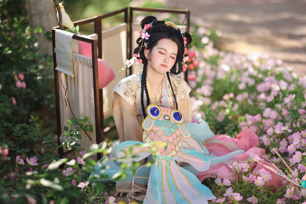 YiTuYu艺图语 Vol.9440 Ce Er Qing Ting 11 YiTuYu艺图语 Vol.9440 Ce Er Qing Ting