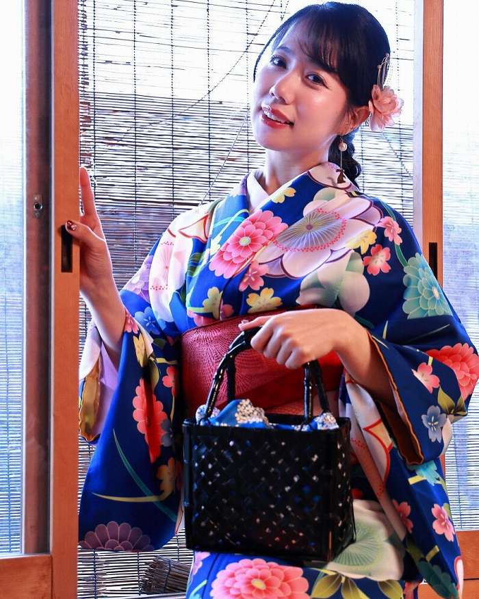 南まゆ Fカップ美乳に釘付けするヌード画像! 43 南まゆ Fカップ美乳に釘付けするヌード画像!