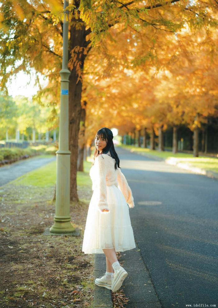 南みゆか 90㎝パイパイの水着グラビア画像! 191 南みゆか 90㎝パイパイの水着グラビア画像!