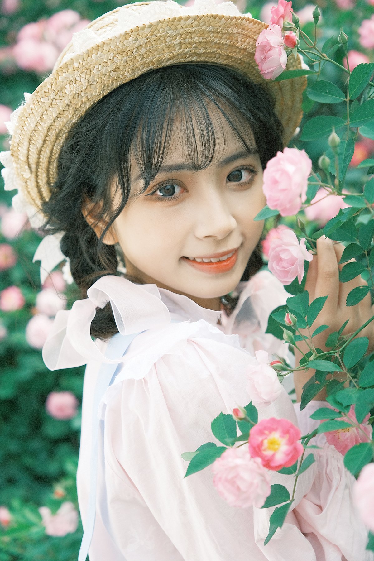 YiTuYu艺图语 Vol.9535 Er Er Er Yue 9 YiTuYu艺图语 Vol.9535 Er Er Er Yue