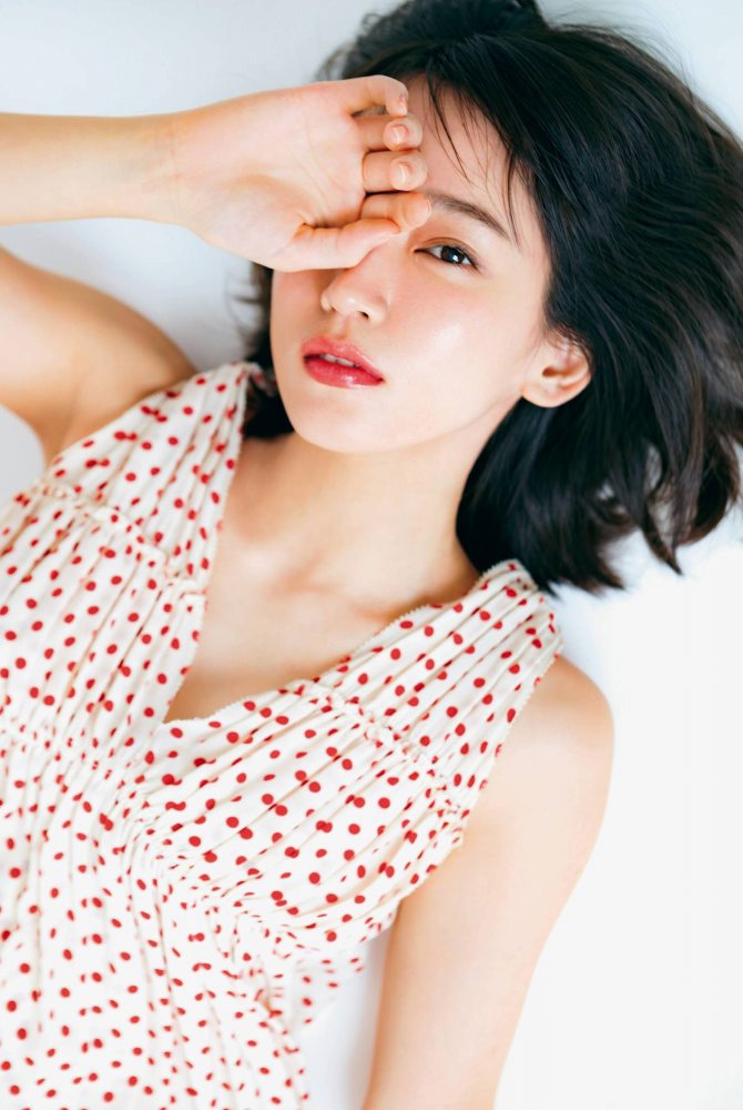吉岡里帆 Dカップボインの水着グラビア画像! 119 吉岡里帆 Dカップボインの水着グラビア画像!