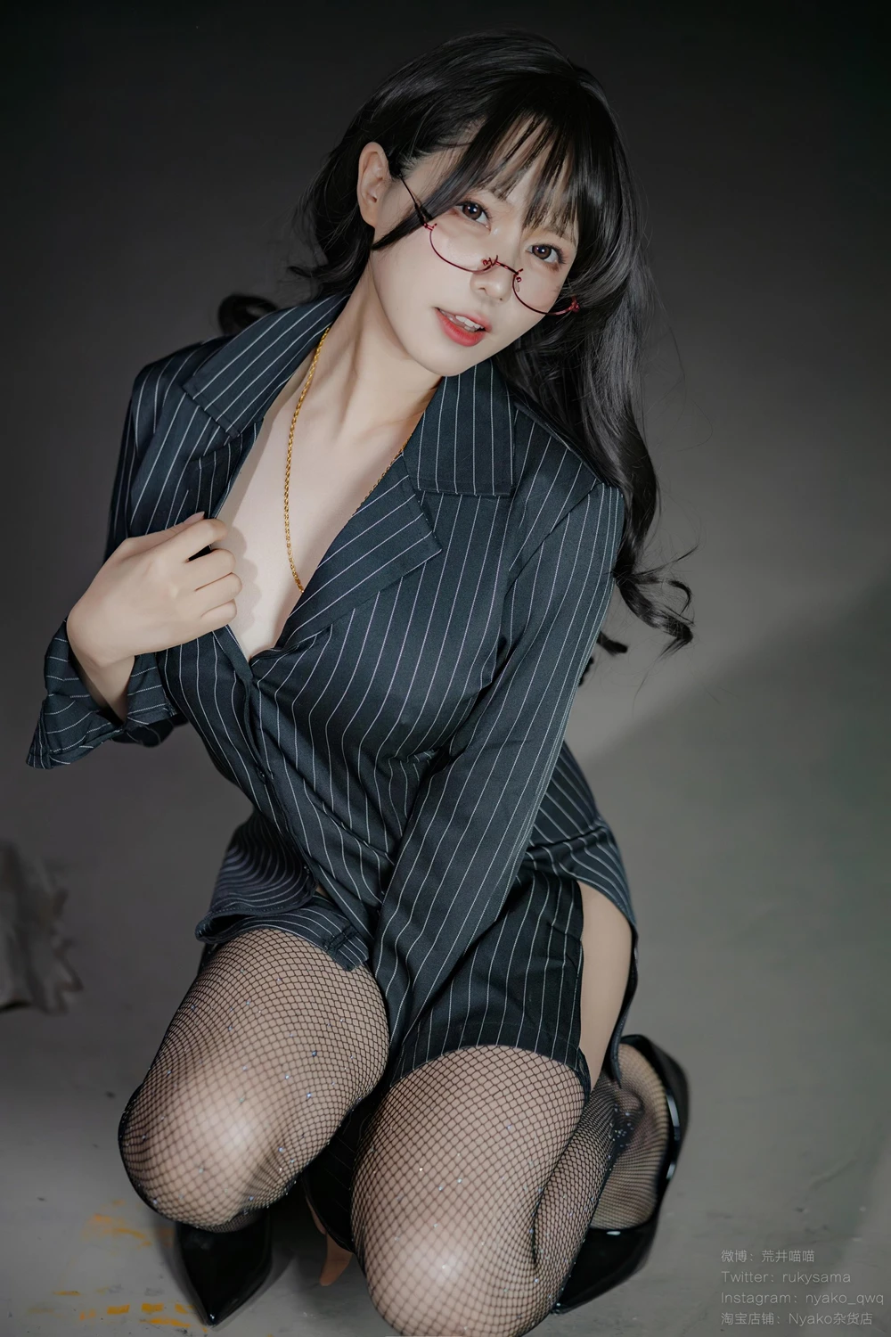 Cosplay Nyako喵子 – 电子版49 誰も知らないの大人時間5