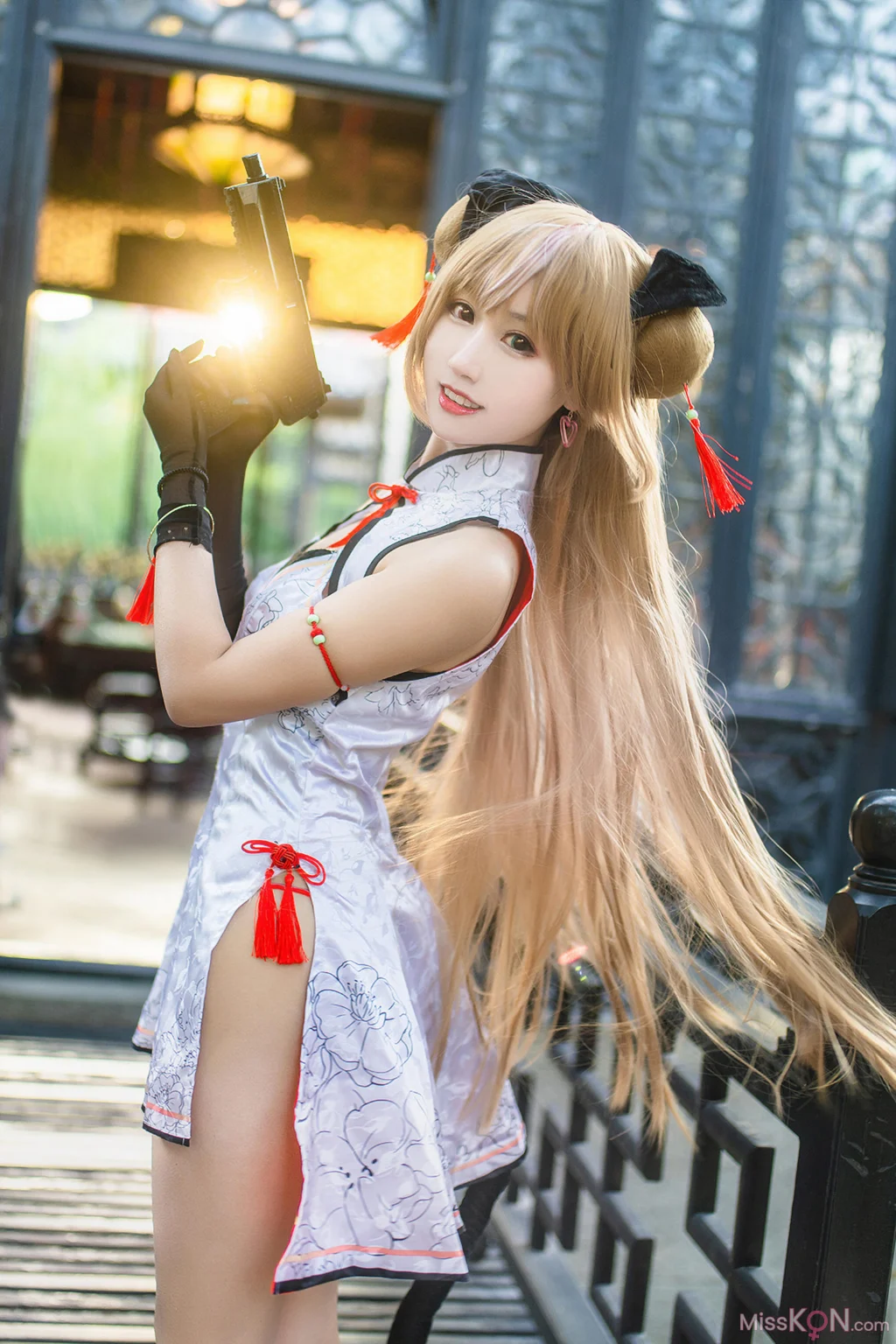 Coser@羽生三未: 少女前线 Mk23 蜂糖花 10 Coser@羽生三未: 少女前线 Mk23 蜂糖花