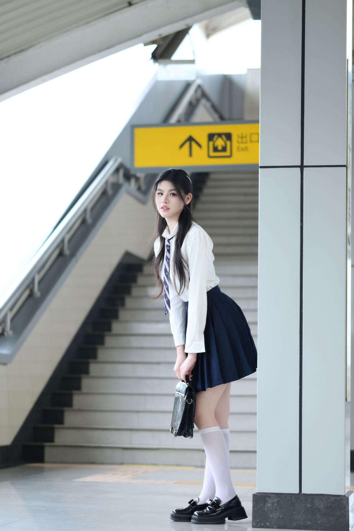 YiTuYu艺图语 Vol.9652 Li Zhi 11 YiTuYu艺图语 Vol.9652 Li Zhi