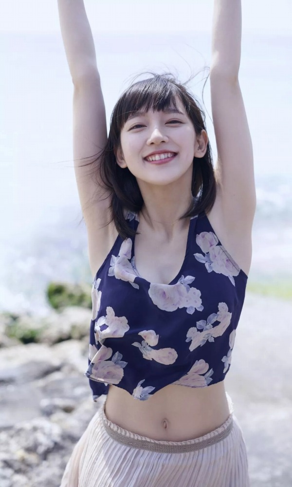 吉岡里帆 Dカップボインの水着グラビア画像! 128 吉岡里帆 Dカップボインの水着グラビア画像!