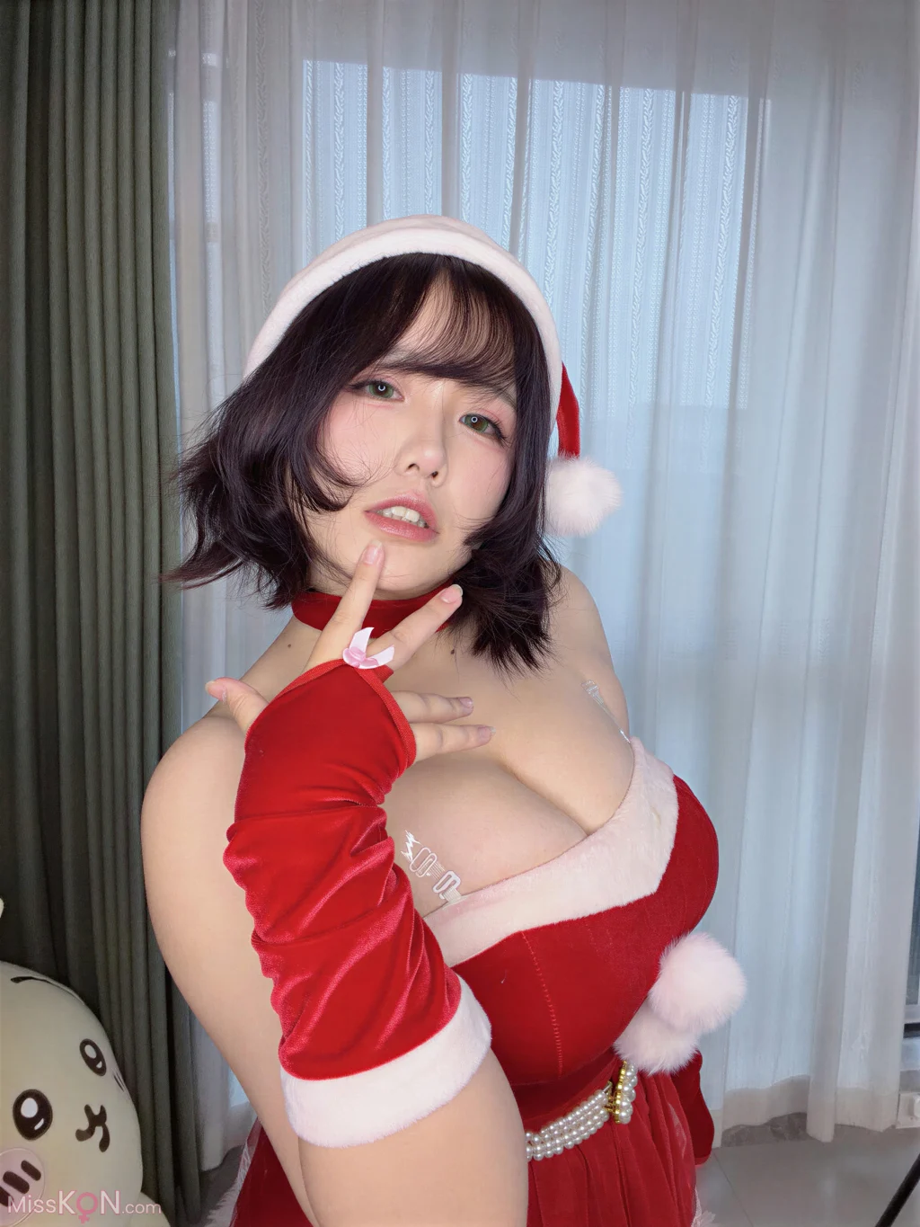 Coser@阿半今天很开心: 2025年圣诞自拍 20 Coser@阿半今天很开心: 2025年圣诞自拍