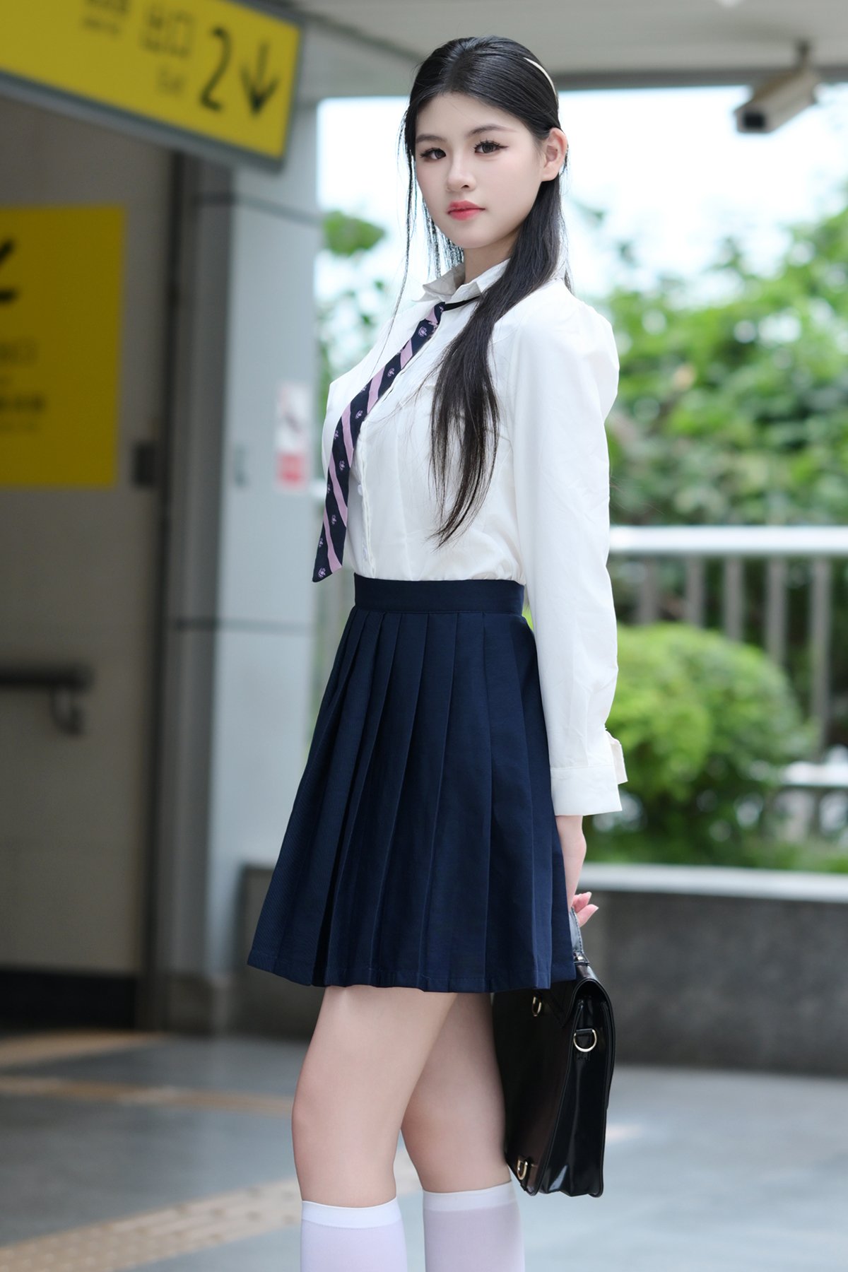 YiTuYu艺图语 Vol.9652 Li Zhi