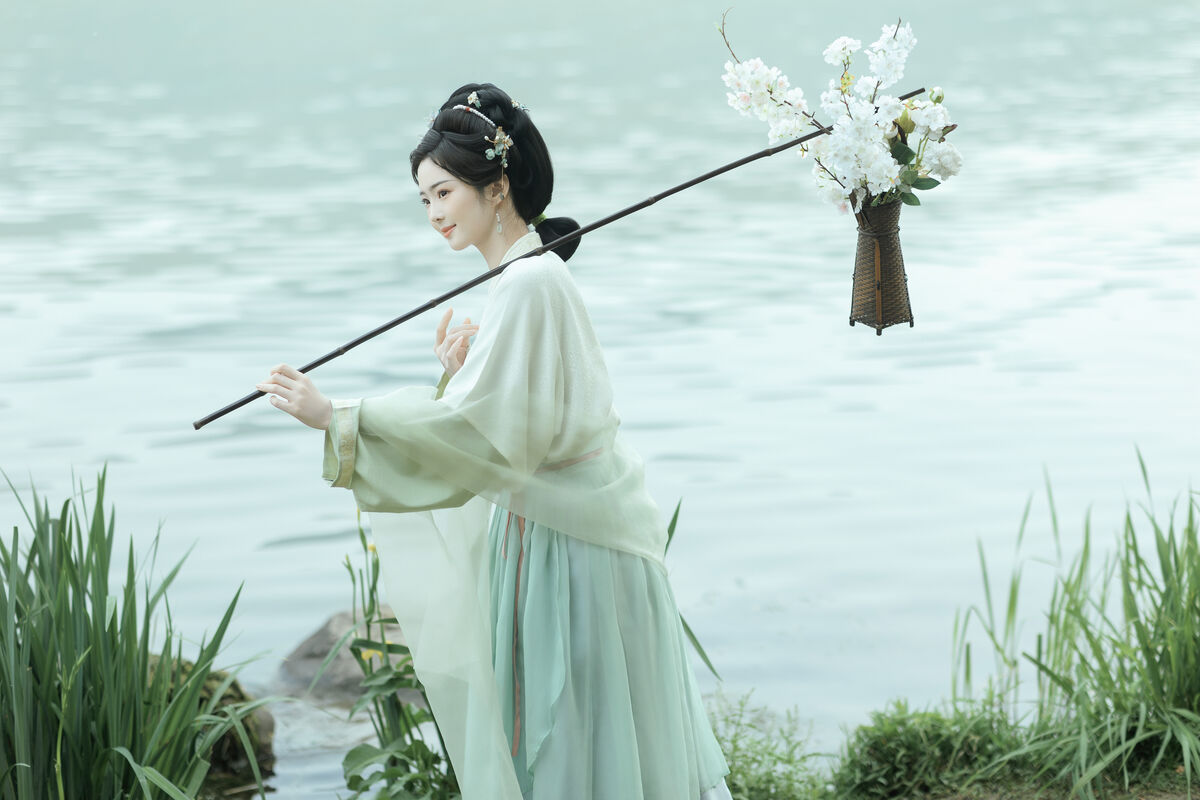 YiTuYu艺图语 Vol.9467 Gu Xiao Man 18 YiTuYu艺图语 Vol.9467 Gu Xiao Man