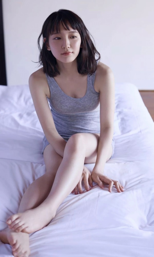 吉岡里帆 Dカップボインの水着グラビア画像! 132 吉岡里帆 Dカップボインの水着グラビア画像!