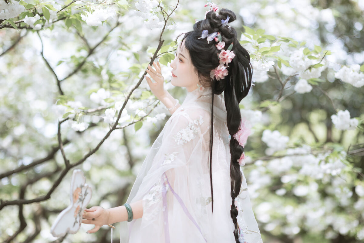 YiTuYu艺图语 Vol.9462 Lu Lu Haley 18 YiTuYu艺图语 Vol.9462 Lu Lu Haley