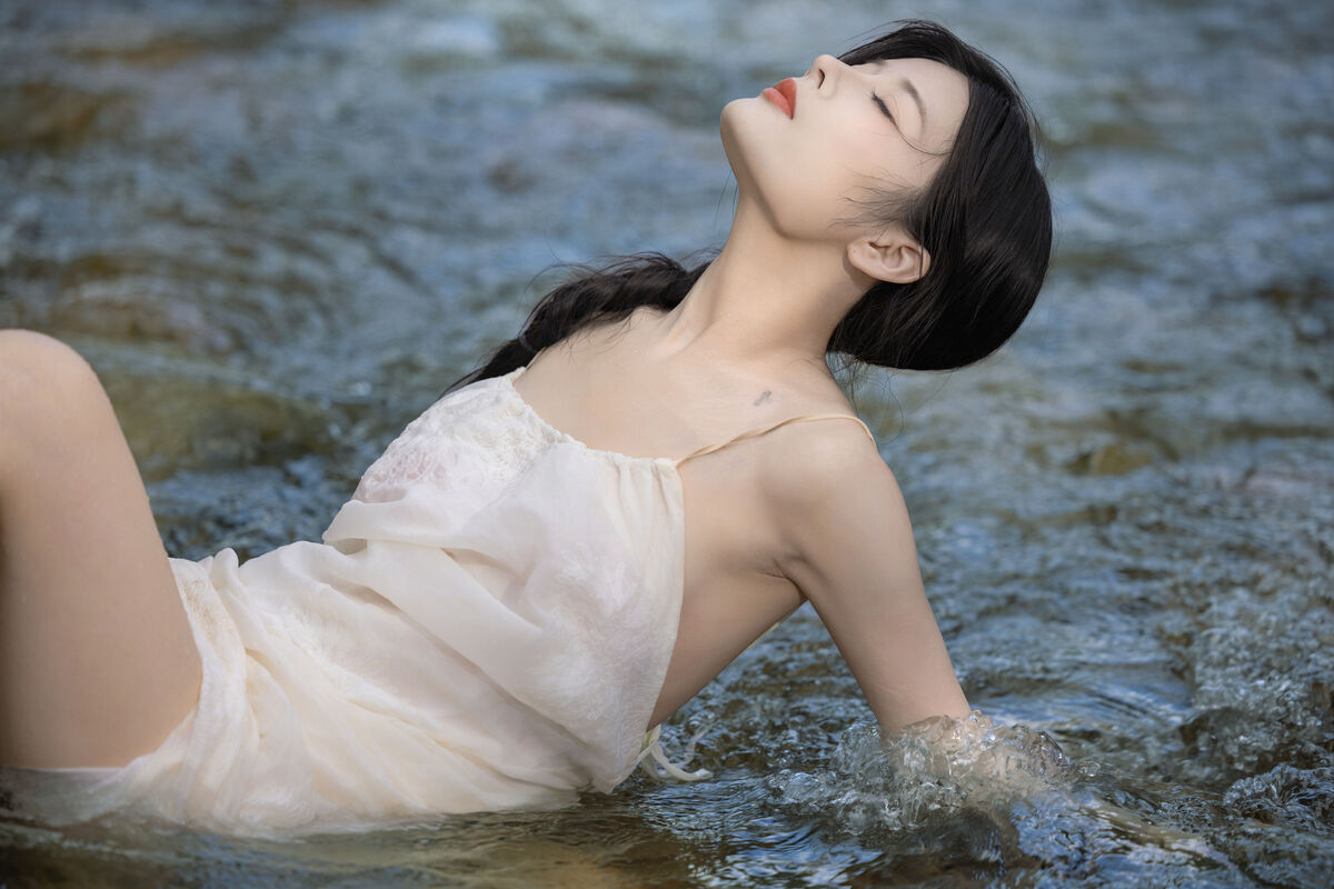 YiTuYu艺图语 Vol.9760 Yu Mi 20 YiTuYu艺图语 Vol.9760 Yu Mi