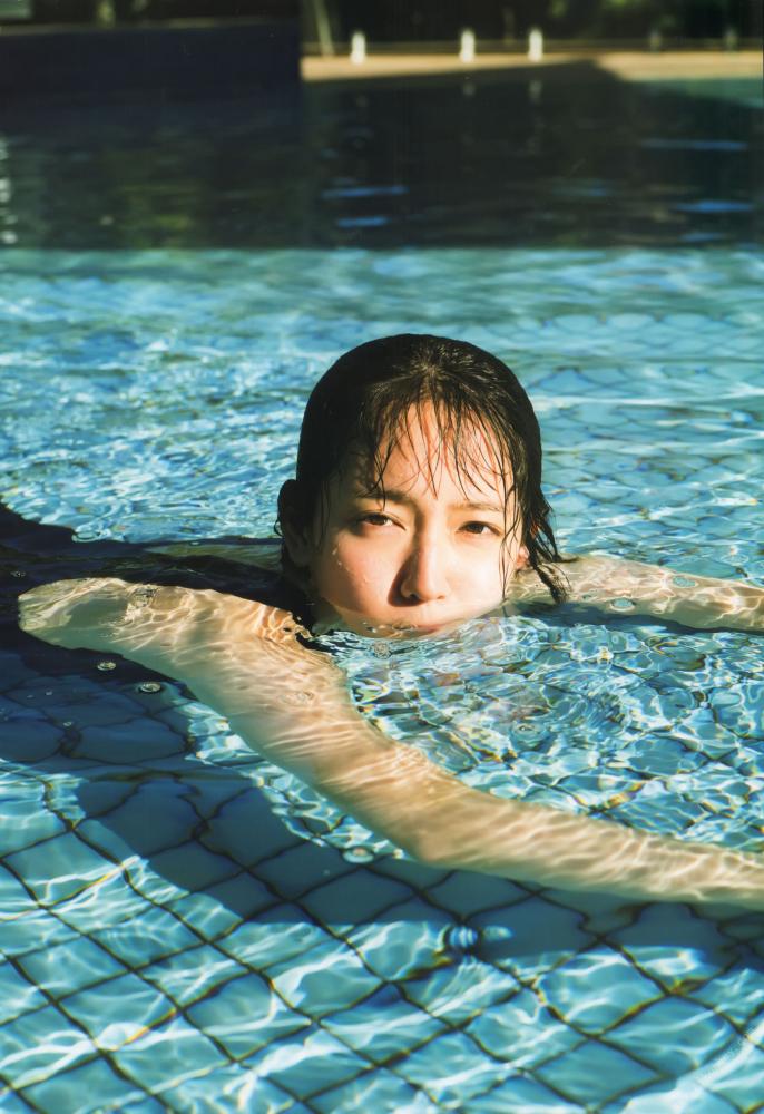 吉岡里帆 Dカップボインの水着グラビア画像! 142 吉岡里帆 Dカップボインの水着グラビア画像!