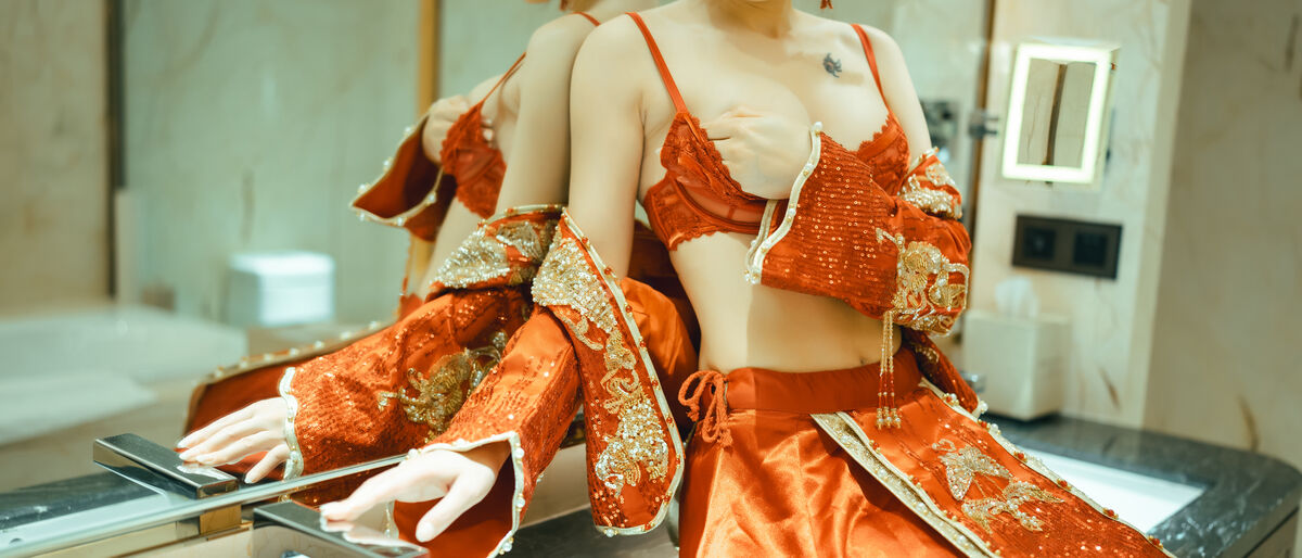 Coser@鹿八岁 - 新婚小故事 Part01 31 Coser@鹿八岁 - 新婚小故事 Part01