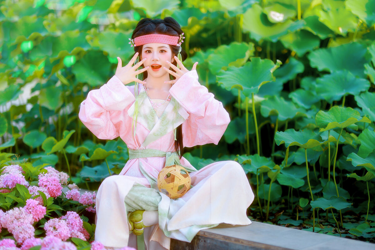 YiTuYu艺图语 Vol.9426 Xiao Du Tong Xue 24 YiTuYu艺图语 Vol.9426 Xiao Du Tong Xue