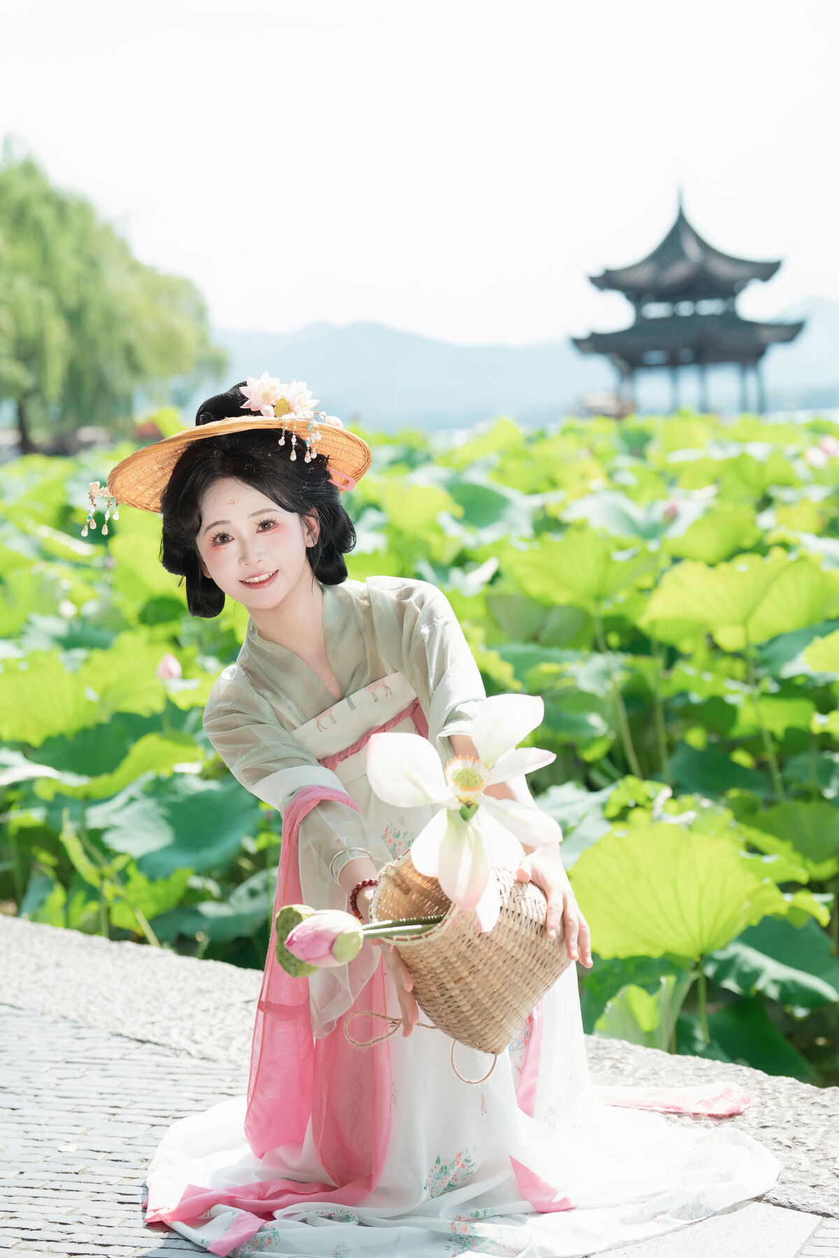 YiTuYu艺图语 Vol.9685 Jiao Yi Zhi Sui Sui 13 YiTuYu艺图语 Vol.9685 Jiao Yi Zhi Sui Sui