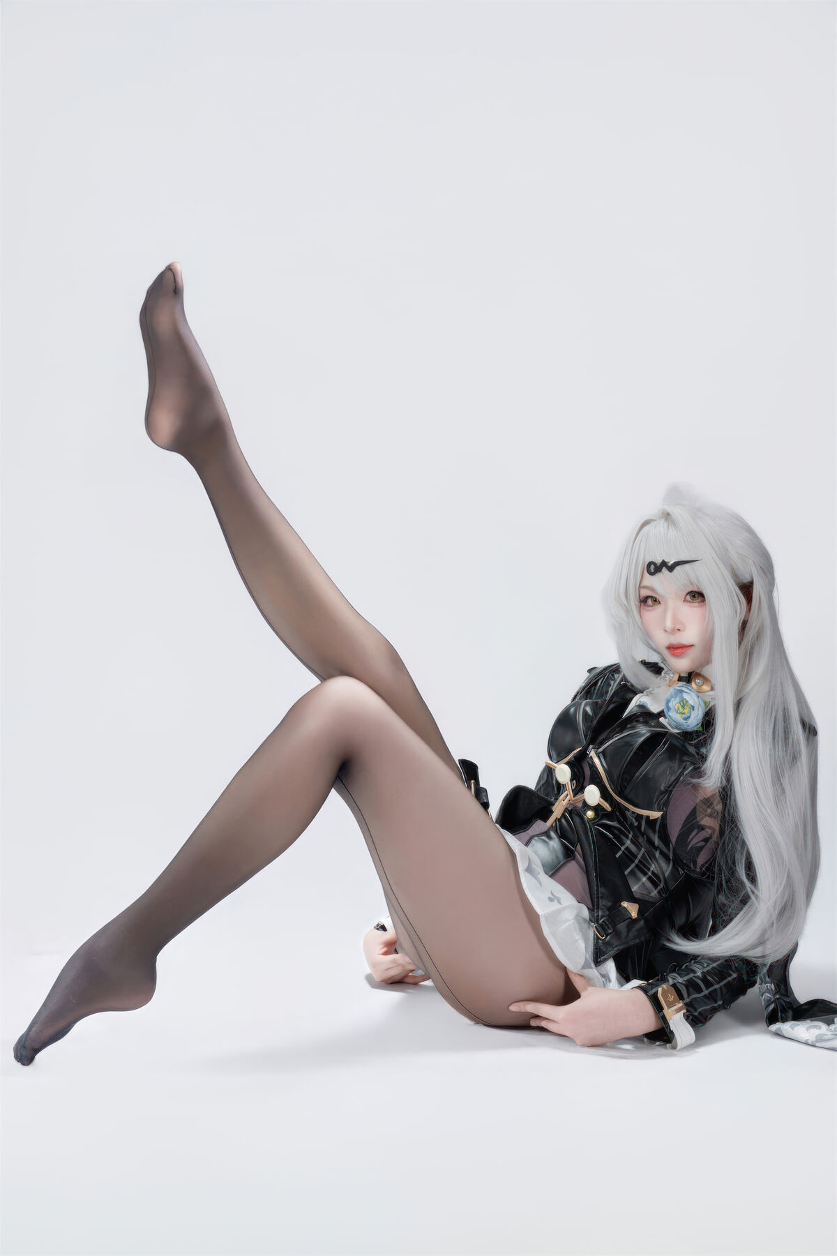 Coser@轩萧学姐 - 绝区零 仪玄-墨形影踪 Part02 28 Coser@轩萧学姐 - 绝区零 仪玄-墨形影踪 Part02
