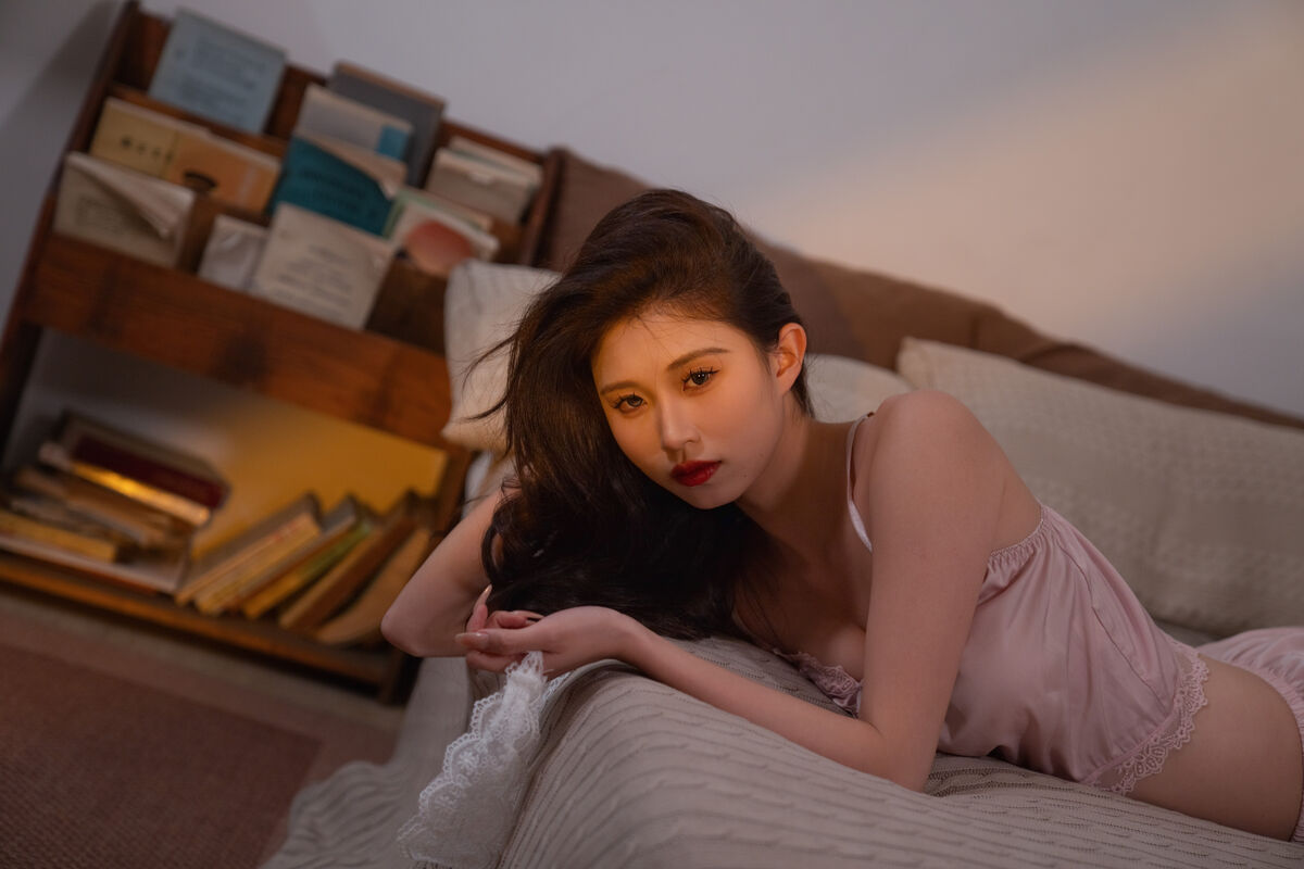 YiTuYu艺图语 Vol.9807 Model Liu 19 YiTuYu艺图语 Vol.9807 Model Liu