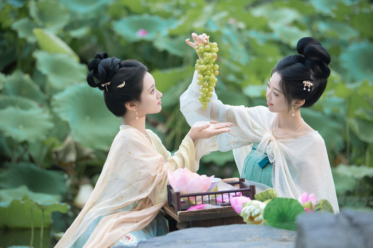 YiTuYu艺图语 Vol.9570 Jiu Shi Jiao Mei Nan A 25 YiTuYu艺图语 Vol.9570 Jiu Shi Jiao Mei Nan A