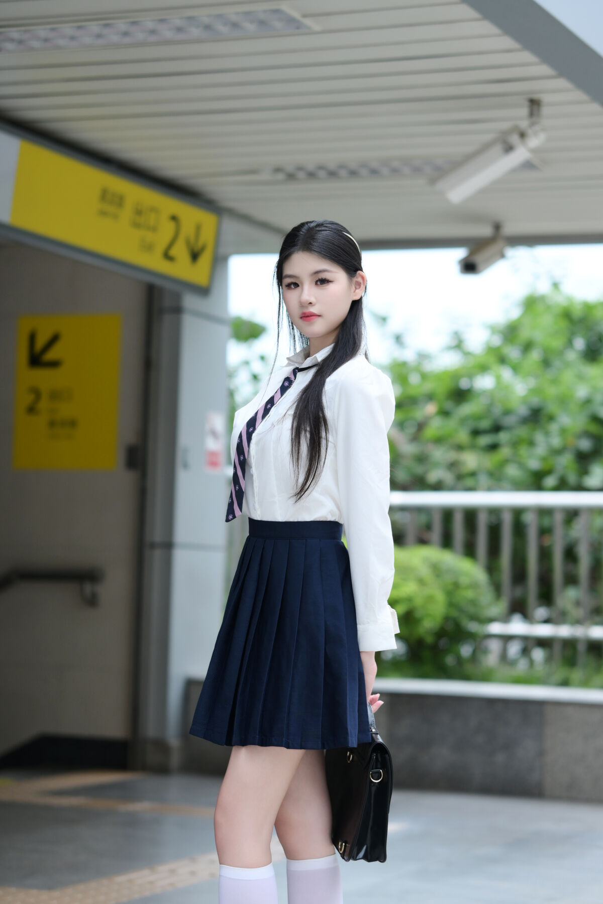 YiTuYu艺图语 Vol.9652 Li Zhi 15 YiTuYu艺图语 Vol.9652 Li Zhi