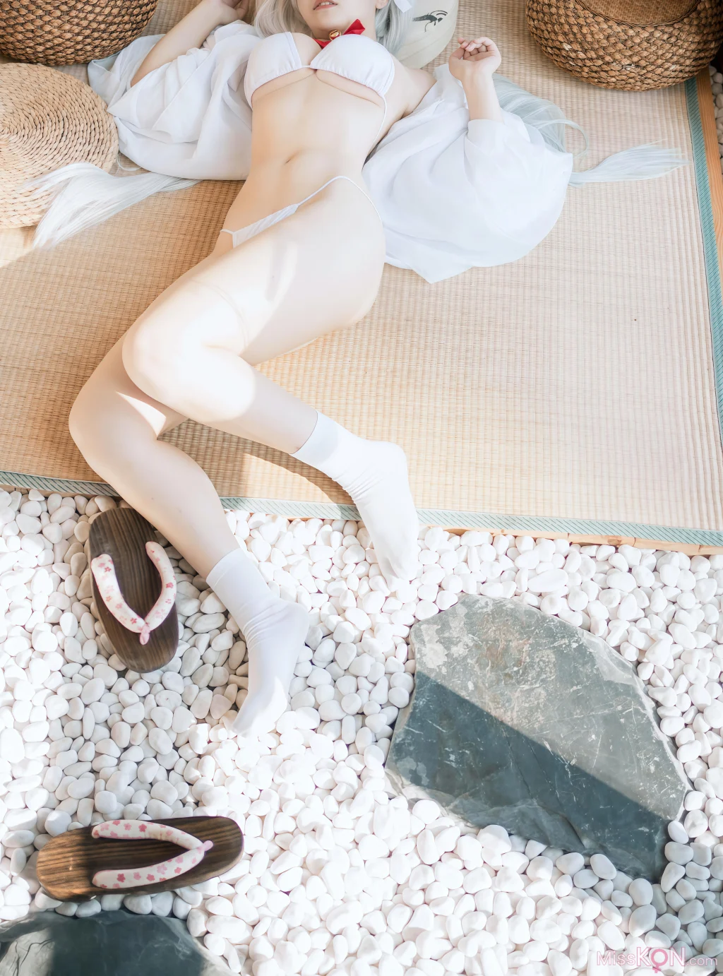 Coser@阿半今天很开心: 可畏巫女 17 Coser@阿半今天很开心: 可畏巫女