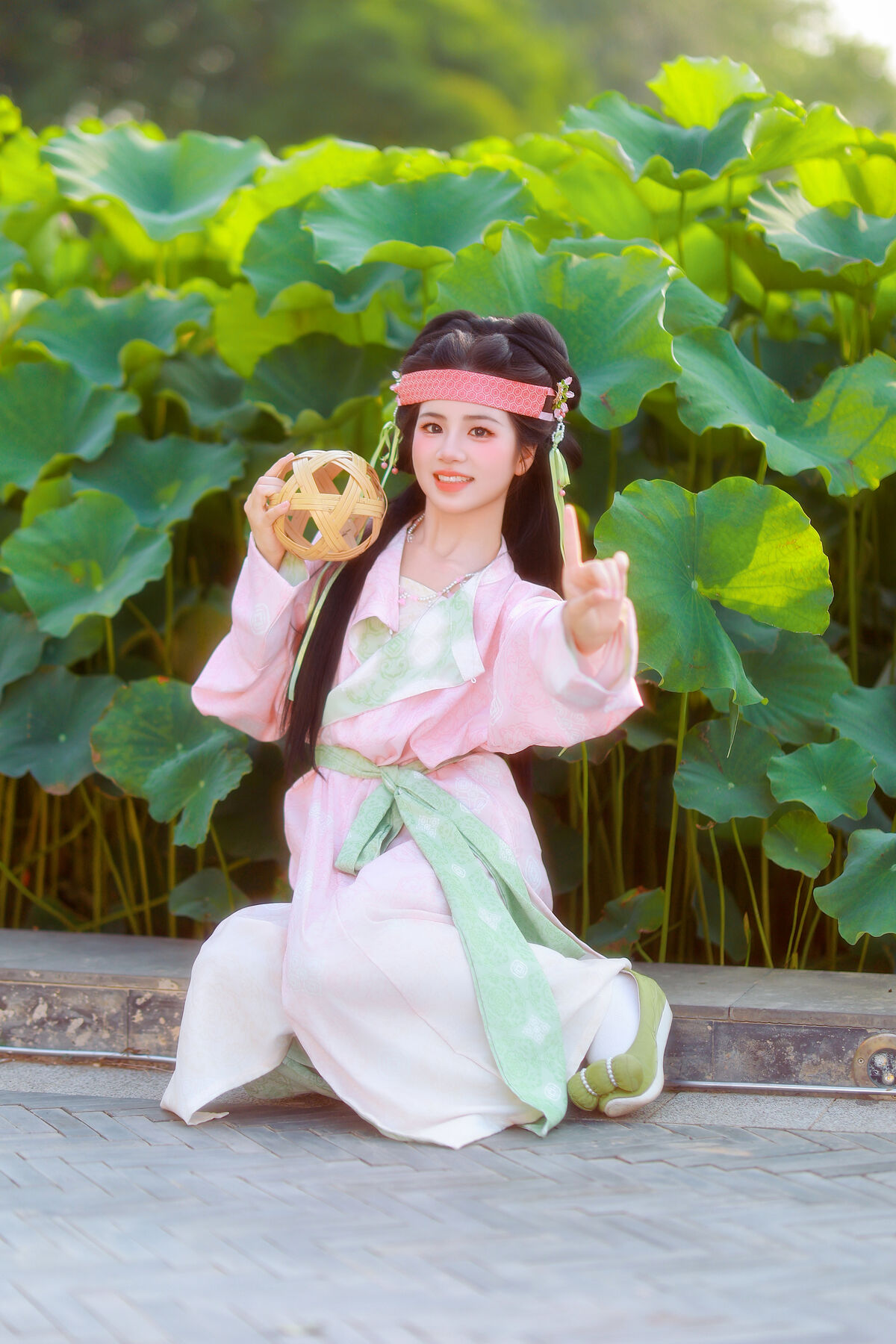 YiTuYu艺图语 Vol.9426 Xiao Du Tong Xue 32 YiTuYu艺图语 Vol.9426 Xiao Du Tong Xue