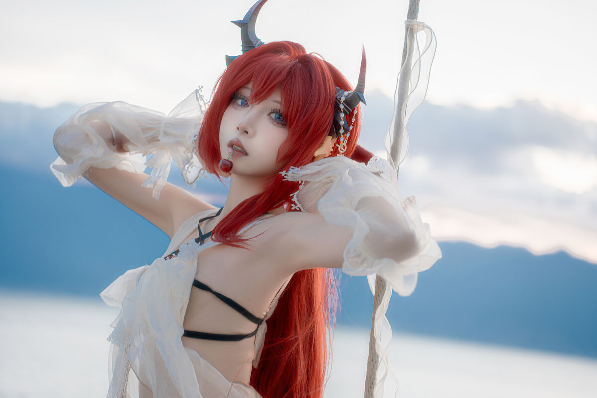 Coser@纸悦Etsu_ko - 明日方舟 史尔特尔 泳装 23 Coser@纸悦Etsu_ko - 明日方舟 史尔特尔 泳装