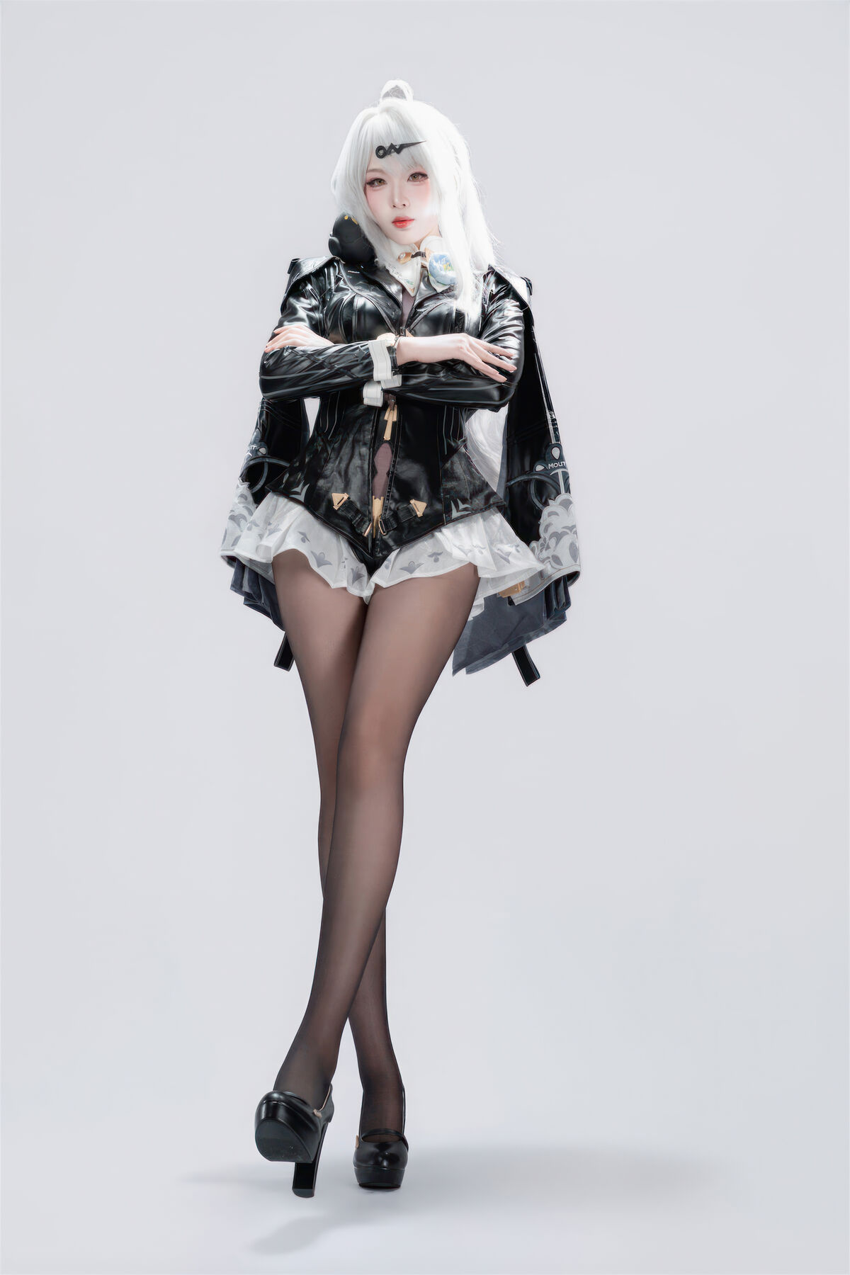 Coser@轩萧学姐 - 绝区零 仪玄-墨形影踪 Part01 24 Coser@轩萧学姐 - 绝区零 仪玄-墨形影踪 Part01