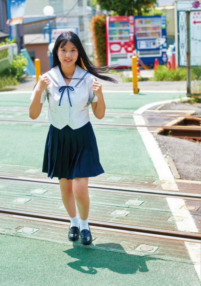 南みゆか 90㎝パイパイの水着グラビア画像! 317 南みゆか 90㎝パイパイの水着グラビア画像!
