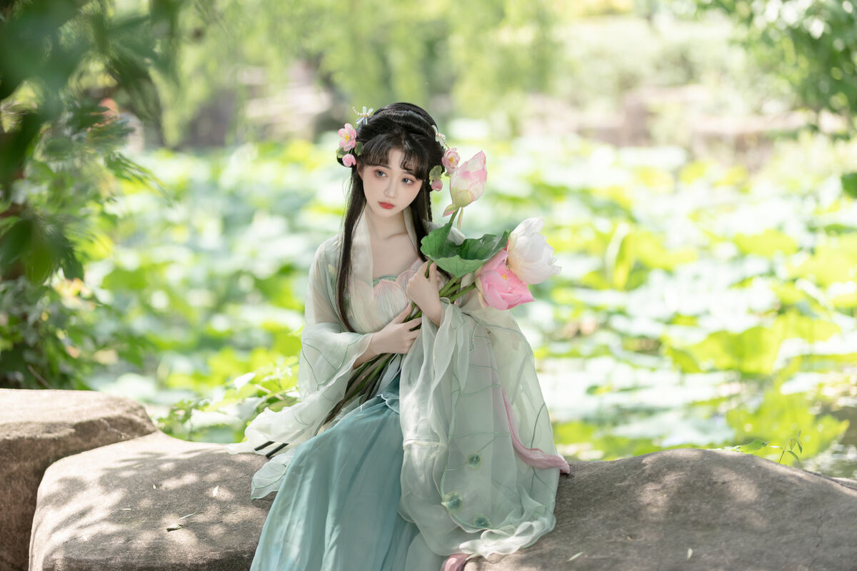YiTuYu艺图语 Vol.9537 Qi Luo Sheng De Xiao Su Su 6 YiTuYu艺图语 Vol.9537 Qi Luo Sheng De Xiao Su Su