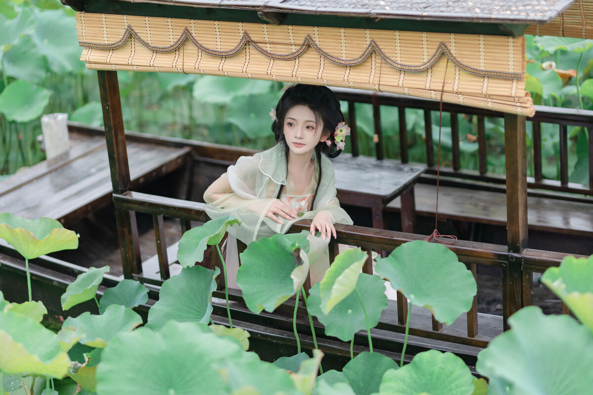 YiTuYu艺图语 Vol.9556 Chi Yan Zai Zhe Li 10 YiTuYu艺图语 Vol.9556 Chi Yan Zai Zhe Li