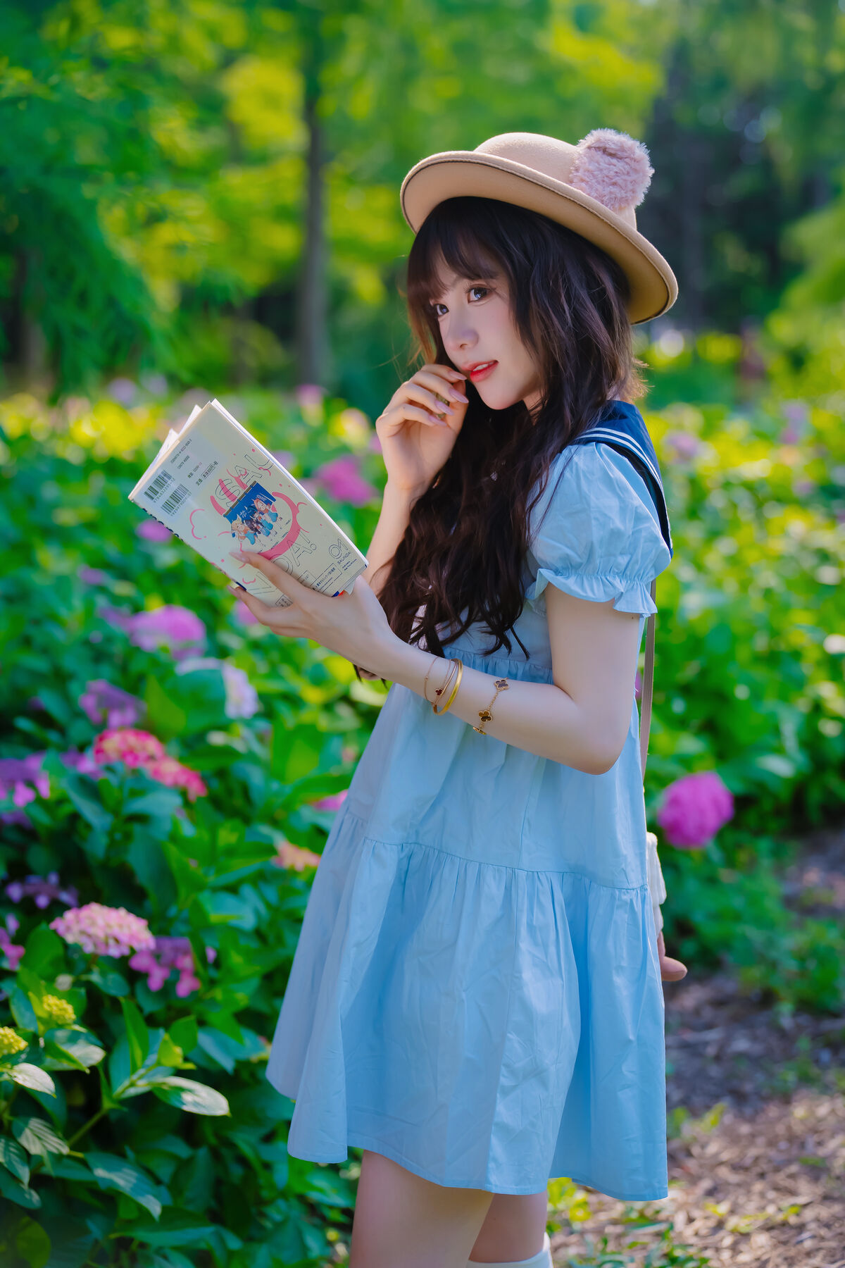 YiTuYu艺图语 Vol.9494 Xiang Gu Cai Bao 21 YiTuYu艺图语 Vol.9494 Xiang Gu Cai Bao
