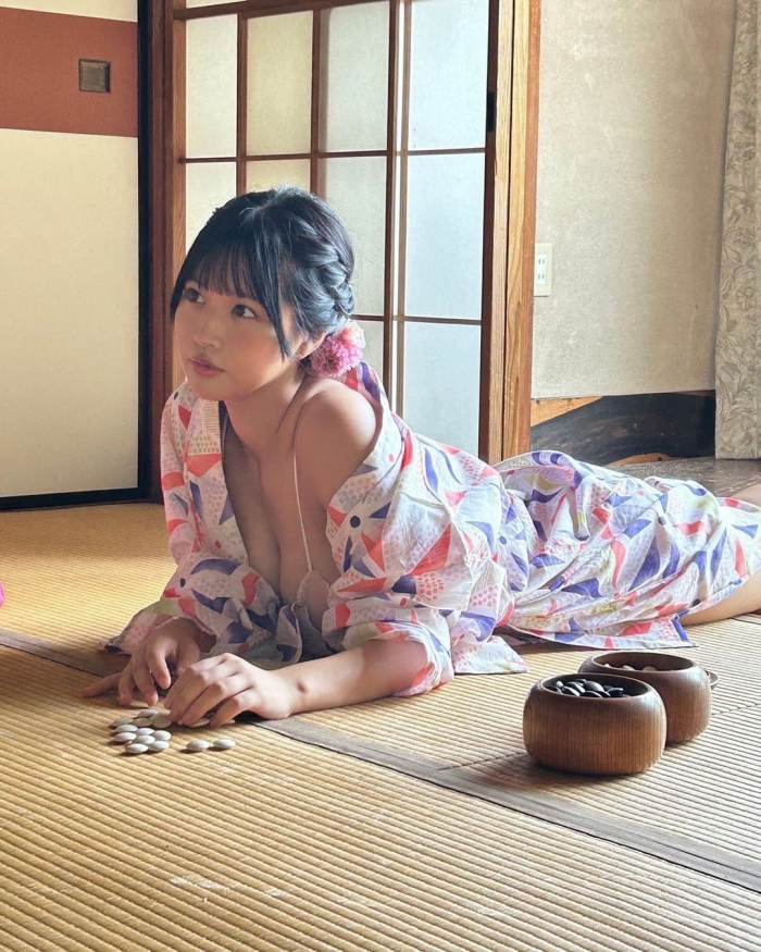 南みゆか 90㎝パイパイの水着グラビア画像! 345 南みゆか 90㎝パイパイの水着グラビア画像!