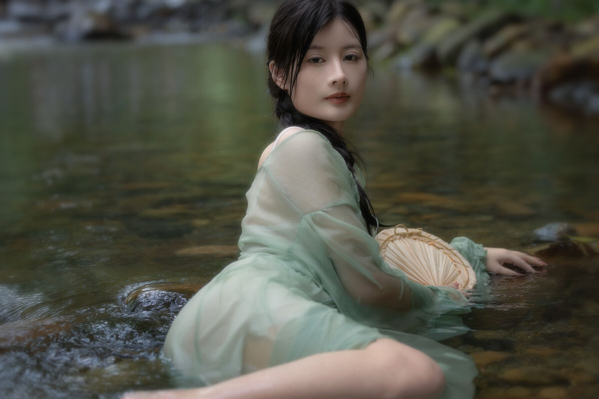 YiTuYu艺图语 Vol.9824 Yu Mi 13 YiTuYu艺图语 Vol.9824 Yu Mi