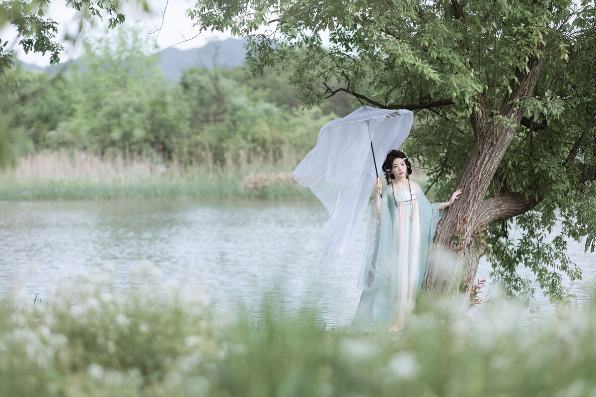 YiTuYu艺图语 Vol.9830 Shi Nan Yuan Bu Shi Zhou 33 YiTuYu艺图语 Vol.9830 Shi Nan Yuan Bu Shi Zhou