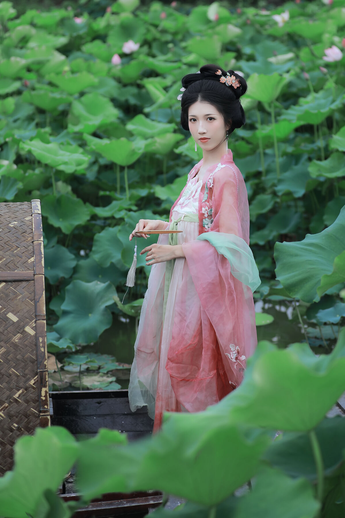 YiTuYu艺图语 Vol.9531 Bie Qiu Yue 13 YiTuYu艺图语 Vol.9531 Bie Qiu Yue