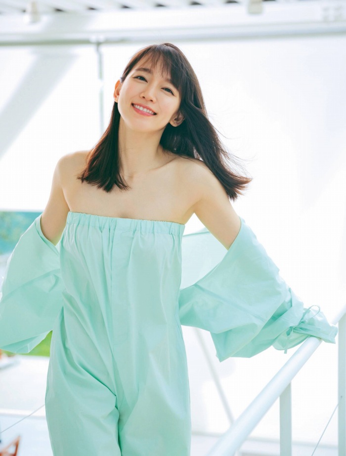 吉岡里帆 Dカップボインの水着グラビア画像! 201 吉岡里帆 Dカップボインの水着グラビア画像!