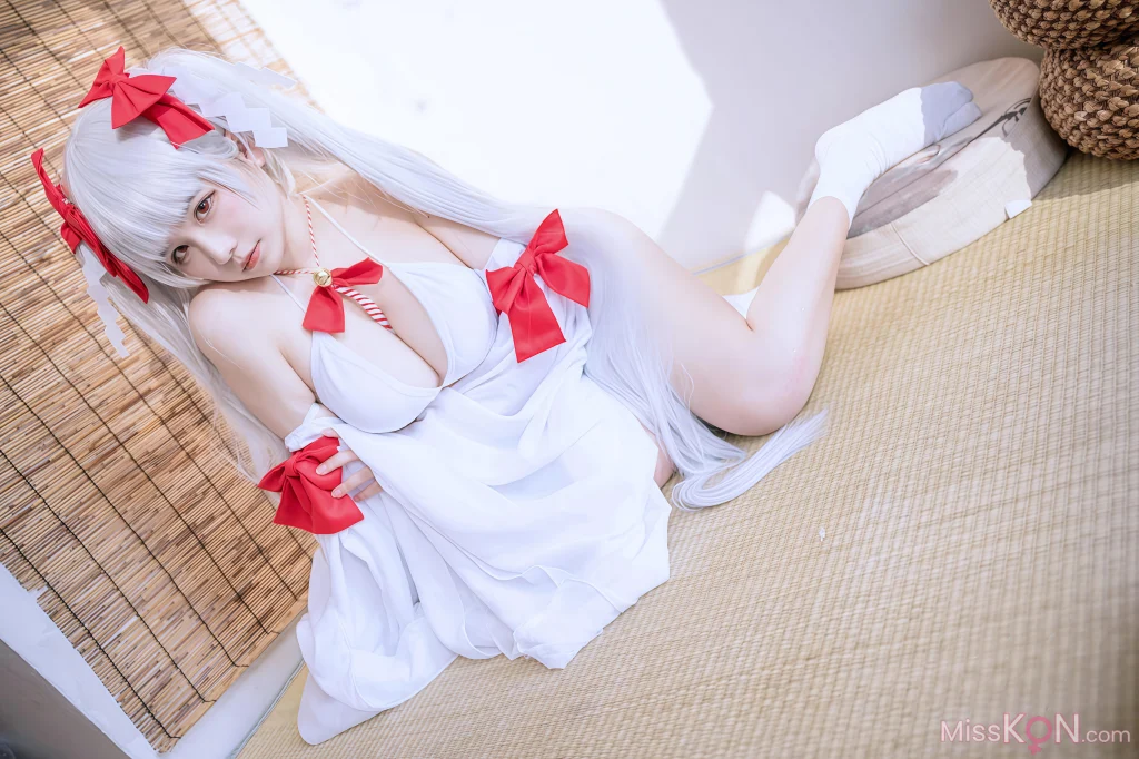 Coser@阿半今天很开心: 可畏巫女 19 Coser@阿半今天很开心: 可畏巫女