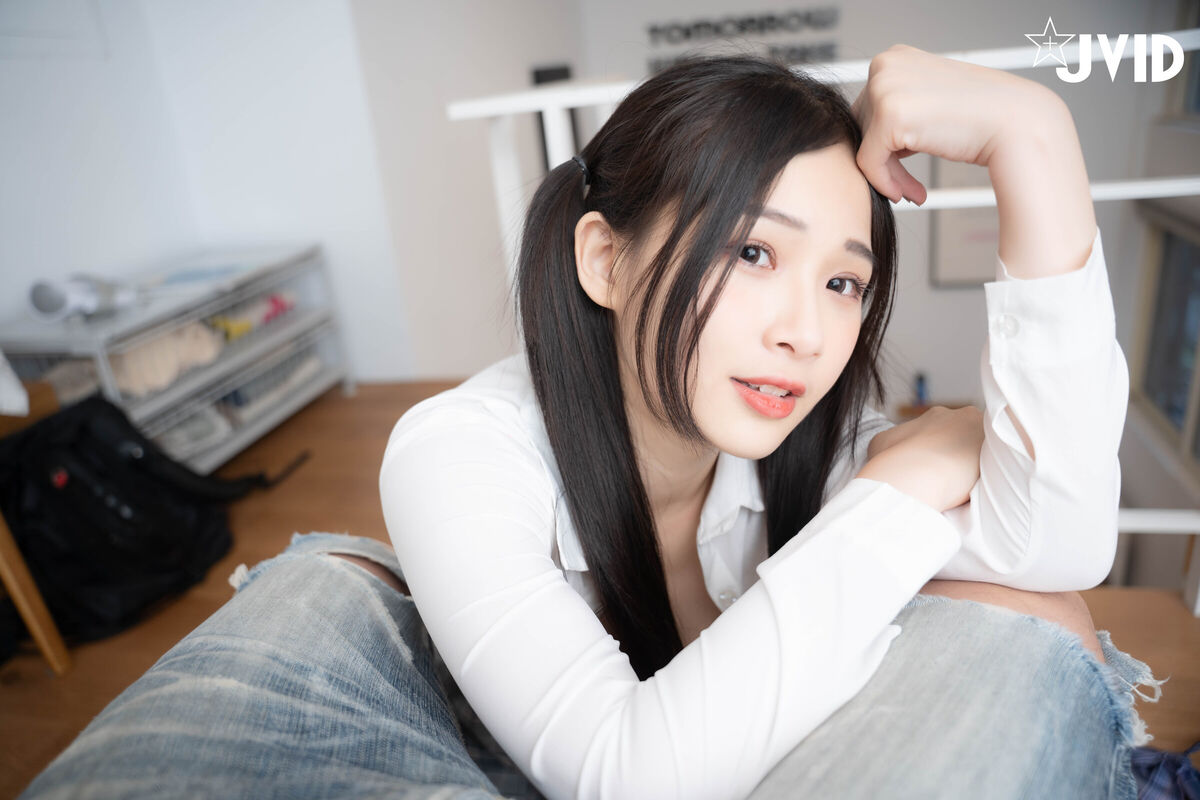 Jie Mi 婕咪 Juice - 不能發出聲音 雙馬尾再次逆麟 又在學長胯下玩起來 59 Jie Mi 婕咪 Juice - 不能發出聲音 雙馬尾再次逆麟 又在學長胯下玩起來