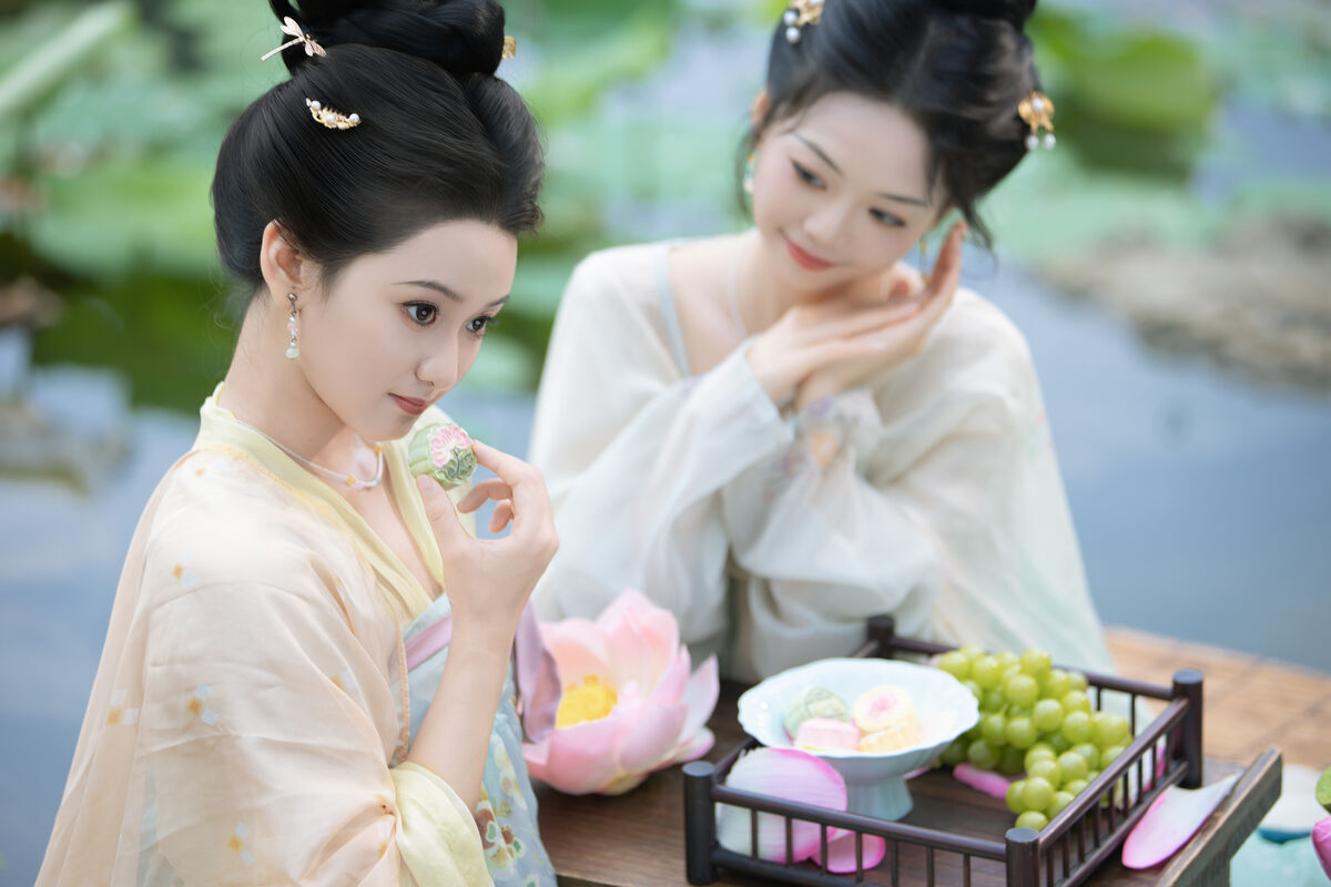 YiTuYu艺图语 Vol.9570 Jiu Shi Jiao Mei Nan A 31 YiTuYu艺图语 Vol.9570 Jiu Shi Jiao Mei Nan A