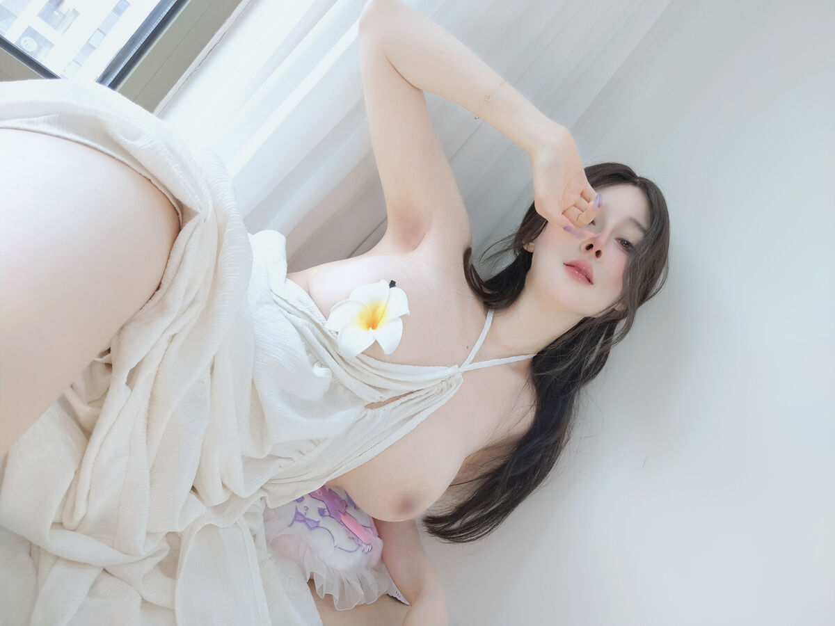 Coser@白银81 - Fantia 2025年10月会员合集 16套 Part01 44 Coser@白银81 - Fantia 2025年10月会员合集 16套 Part01