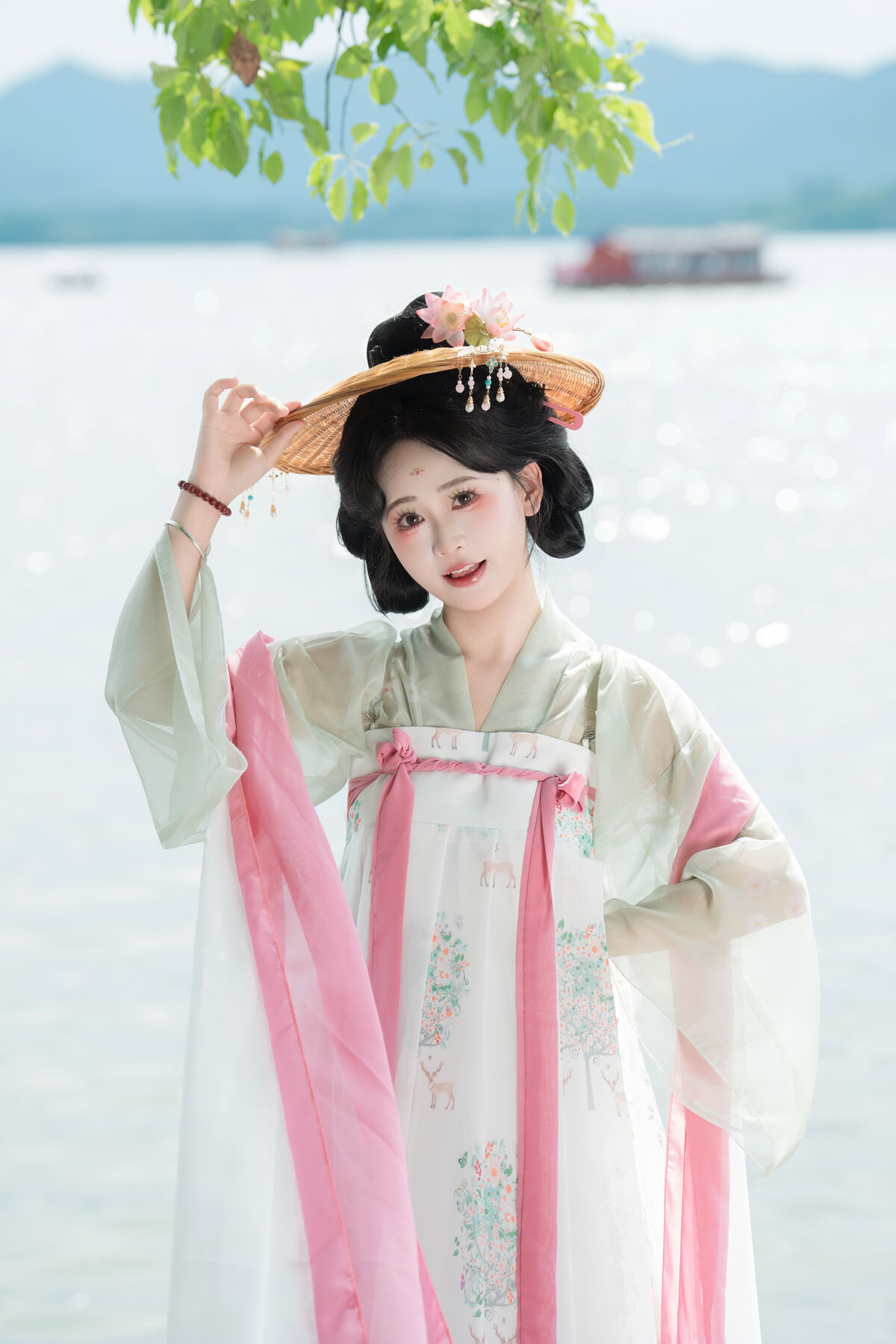 YiTuYu艺图语 Vol.9685 Jiao Yi Zhi Sui Sui 15 YiTuYu艺图语 Vol.9685 Jiao Yi Zhi Sui Sui