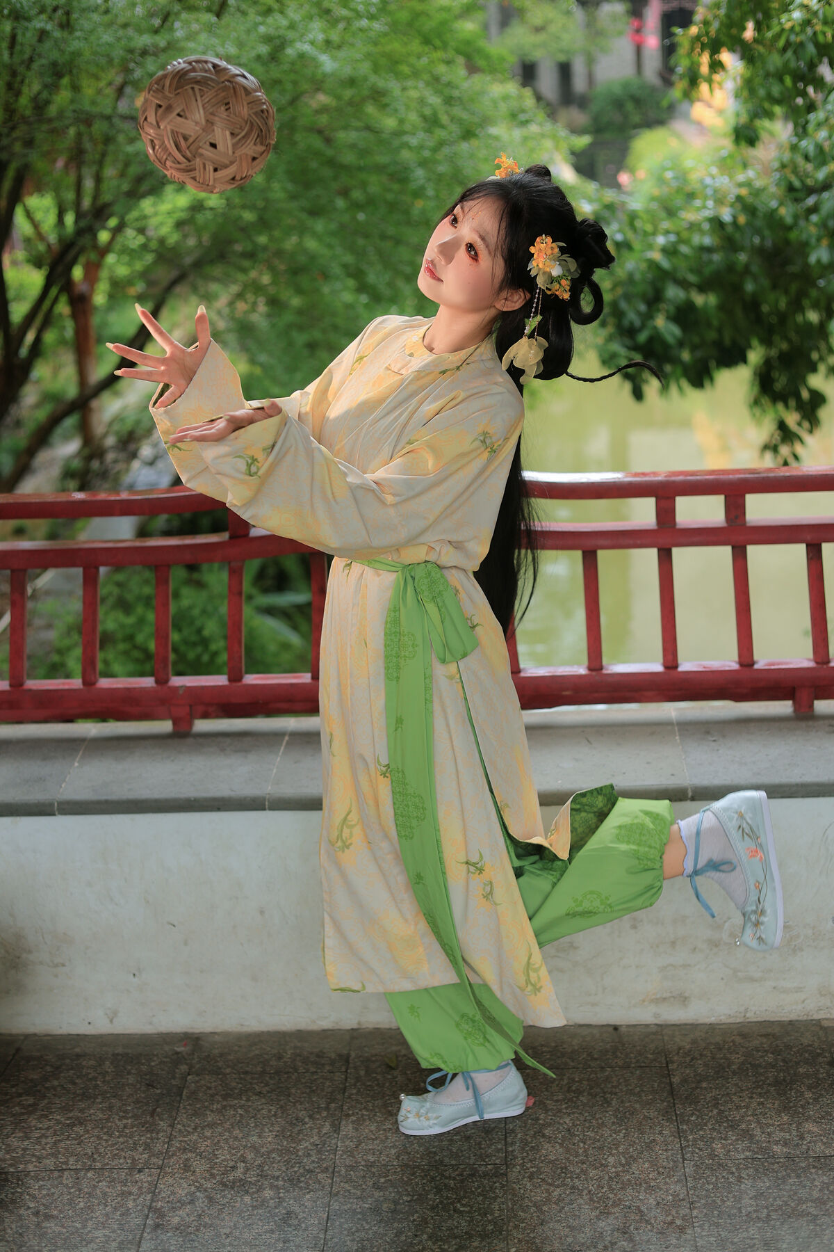 YiTuYu艺图语 Vol.10624 Yu Tong 12 YiTuYu艺图语 Vol.10624 Yu Tong