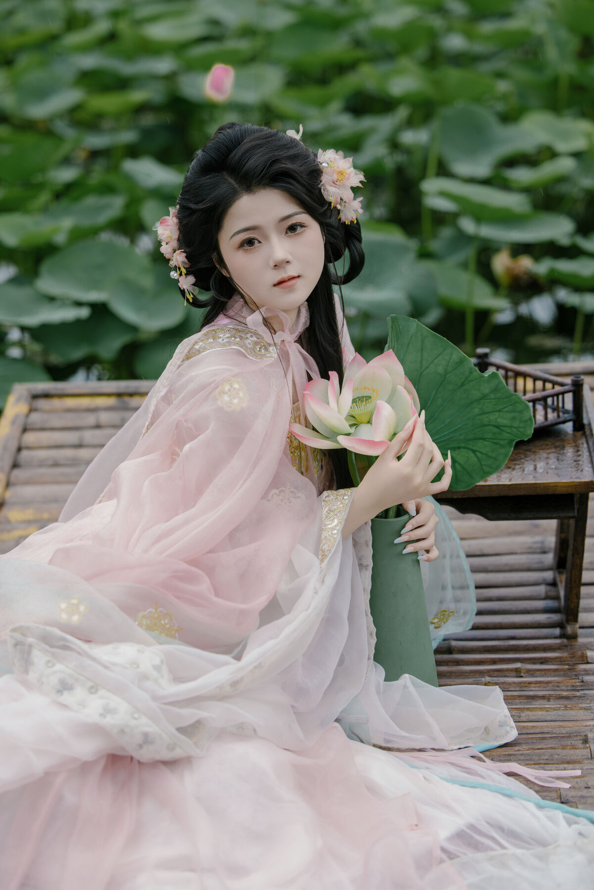YiTuYu艺图语 Vol.9865 A Lin 20 YiTuYu艺图语 Vol.9865 A Lin