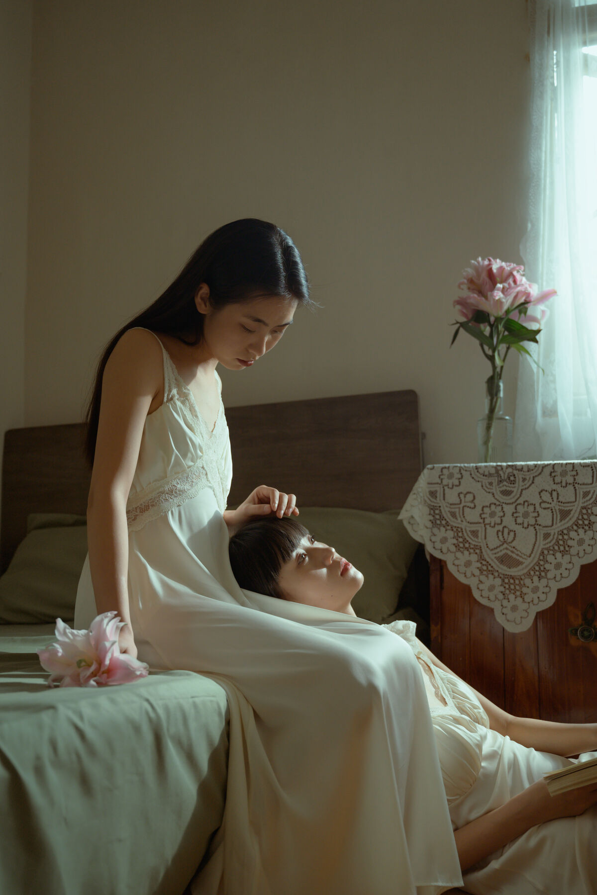 YiTuYu艺图语 Vol.9464 Ban Ge Yue Liang 16 YiTuYu艺图语 Vol.9464 Ban Ge Yue Liang