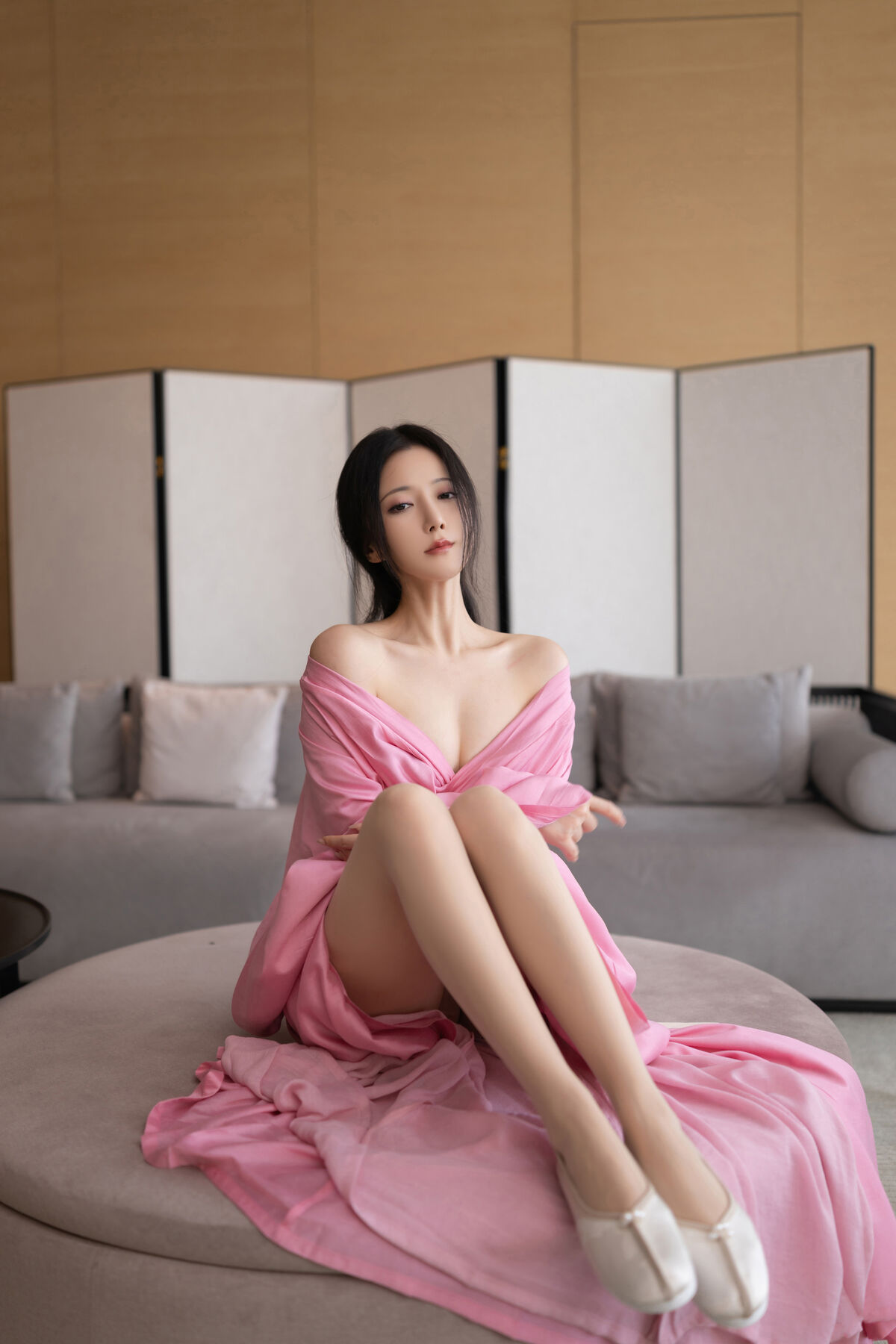内购无水印 Yu Zi Jiang Fish 鱼子酱Fish - 秀人网模特 月影纱 Part01 45 内购无水印 Yu Zi Jiang Fish 鱼子酱Fish - 秀人网模特 月影纱 Part01