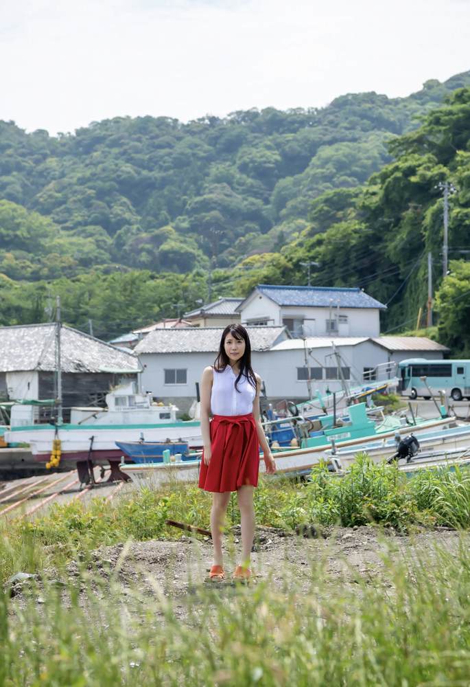 南まゆ Fカップ美乳に釘付けするヌード画像! 91 南まゆ Fカップ美乳に釘付けするヌード画像!