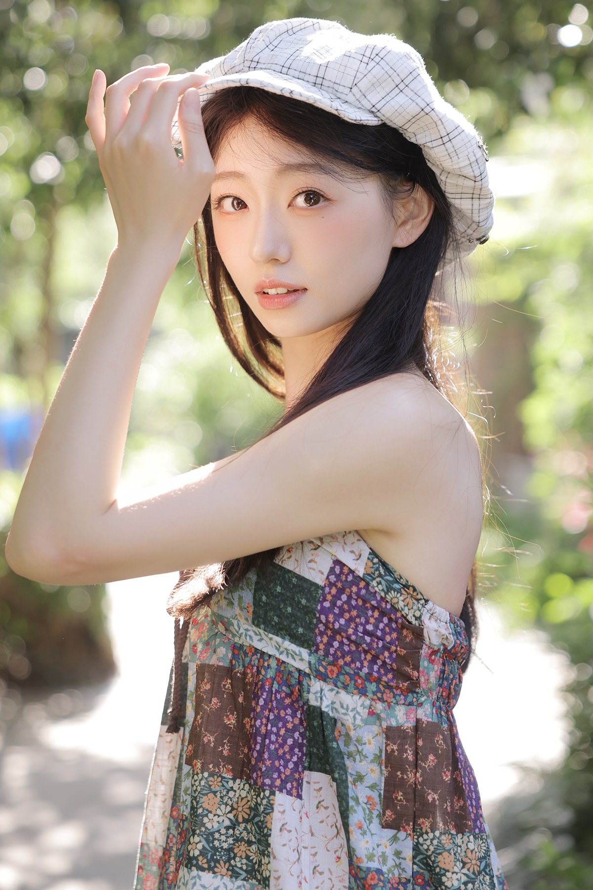 YiTuYu艺图语 Vol.9764 Xiao Yang Ai Gan Fan 25 YiTuYu艺图语 Vol.9764 Xiao Yang Ai Gan Fan