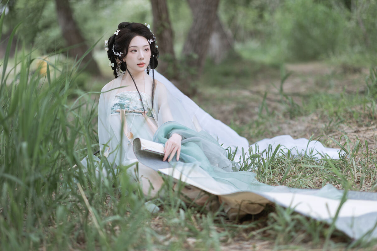 YiTuYu艺图语 Vol.9830 Shi Nan Yuan Bu Shi Zhou 48 YiTuYu艺图语 Vol.9830 Shi Nan Yuan Bu Shi Zhou