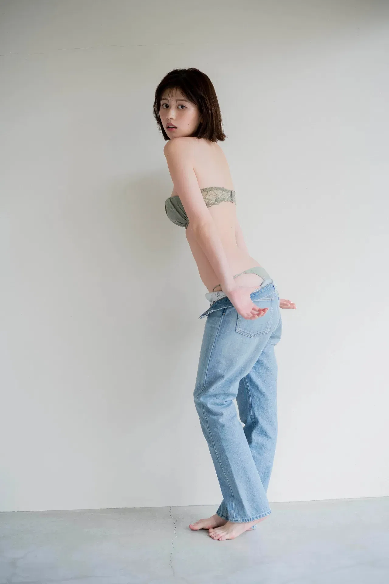 マンスリーガール047=冴木柚葉「完全未発表100カット&ムービー」 75 マンスリーガール047=冴木柚葉「完全未発表100カット&ムービー」