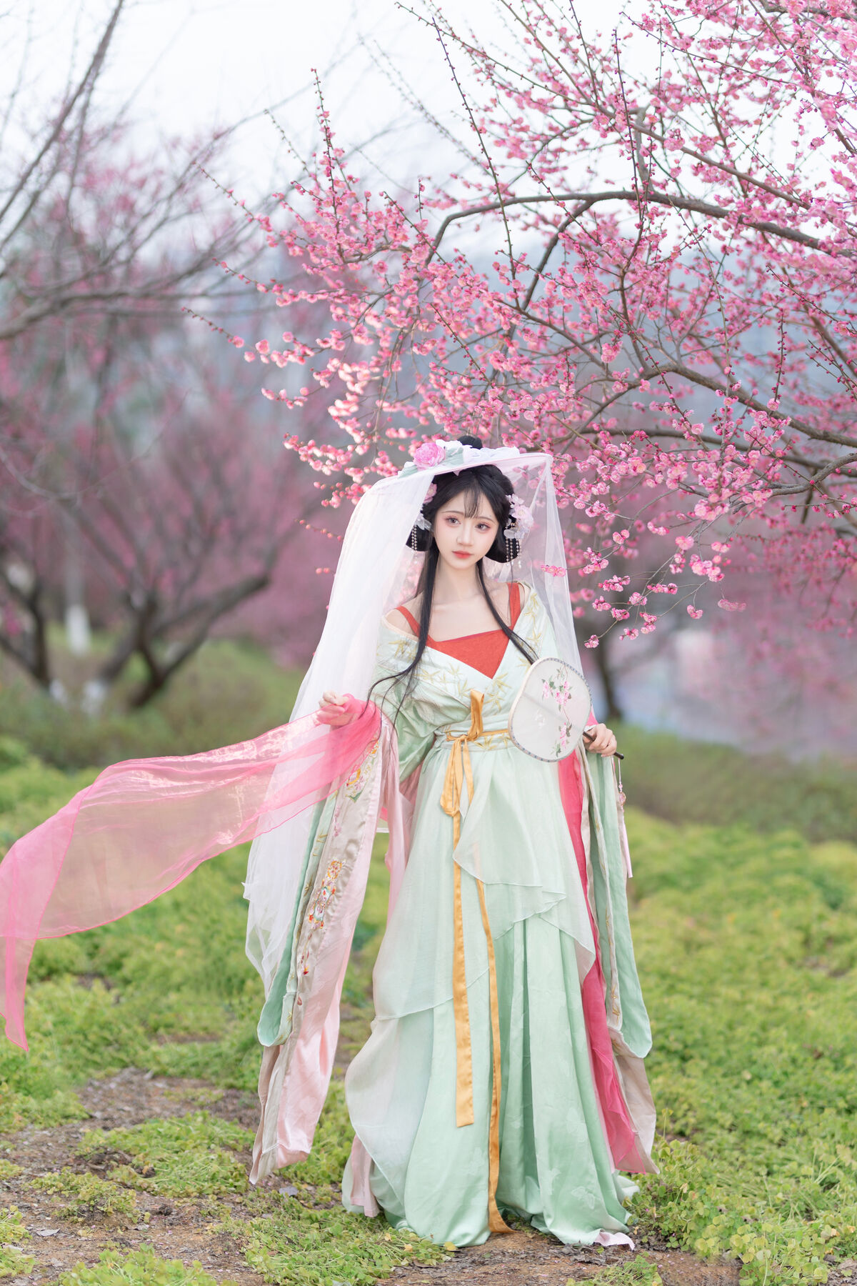 YiTuYu艺图语 Vol.9620 Qi Luo Sheng De Xiao Su Su 14 YiTuYu艺图语 Vol.9620 Qi Luo Sheng De Xiao Su Su